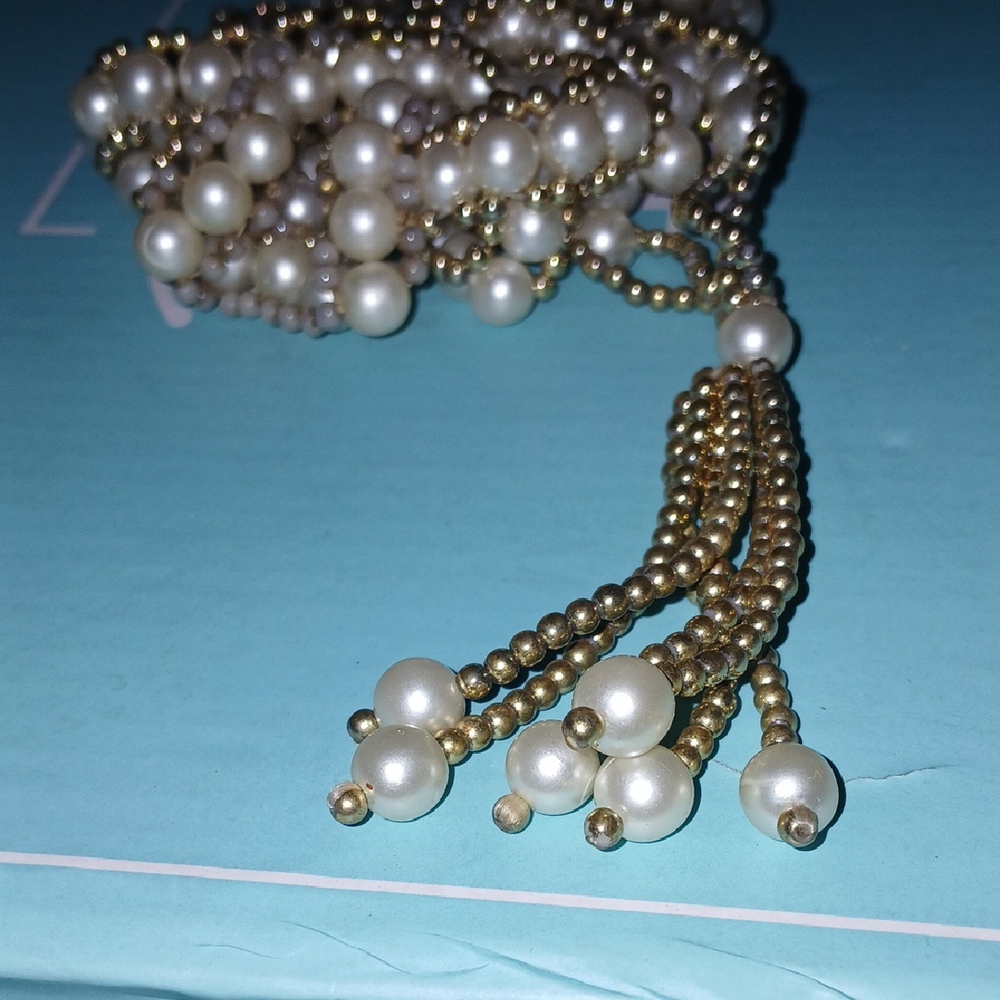 Vintage Elegant Pearl and Gold Beaded Necklace